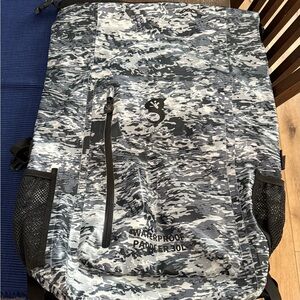 Geckobrands Paddler 30L Camouflage Waterproof Backpack